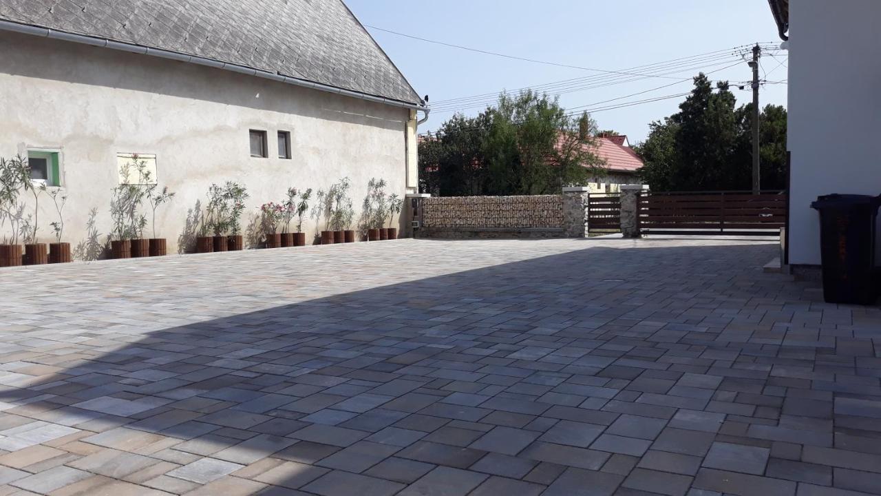 Zimmerferi Apartman Keszthely Apartment Bagian luar foto